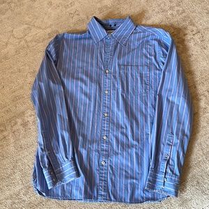 Converse one star shirt with pocket on front. All cotton.